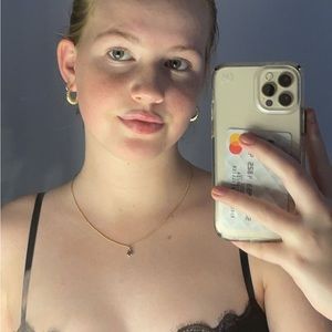 Meet your Posher, Meg